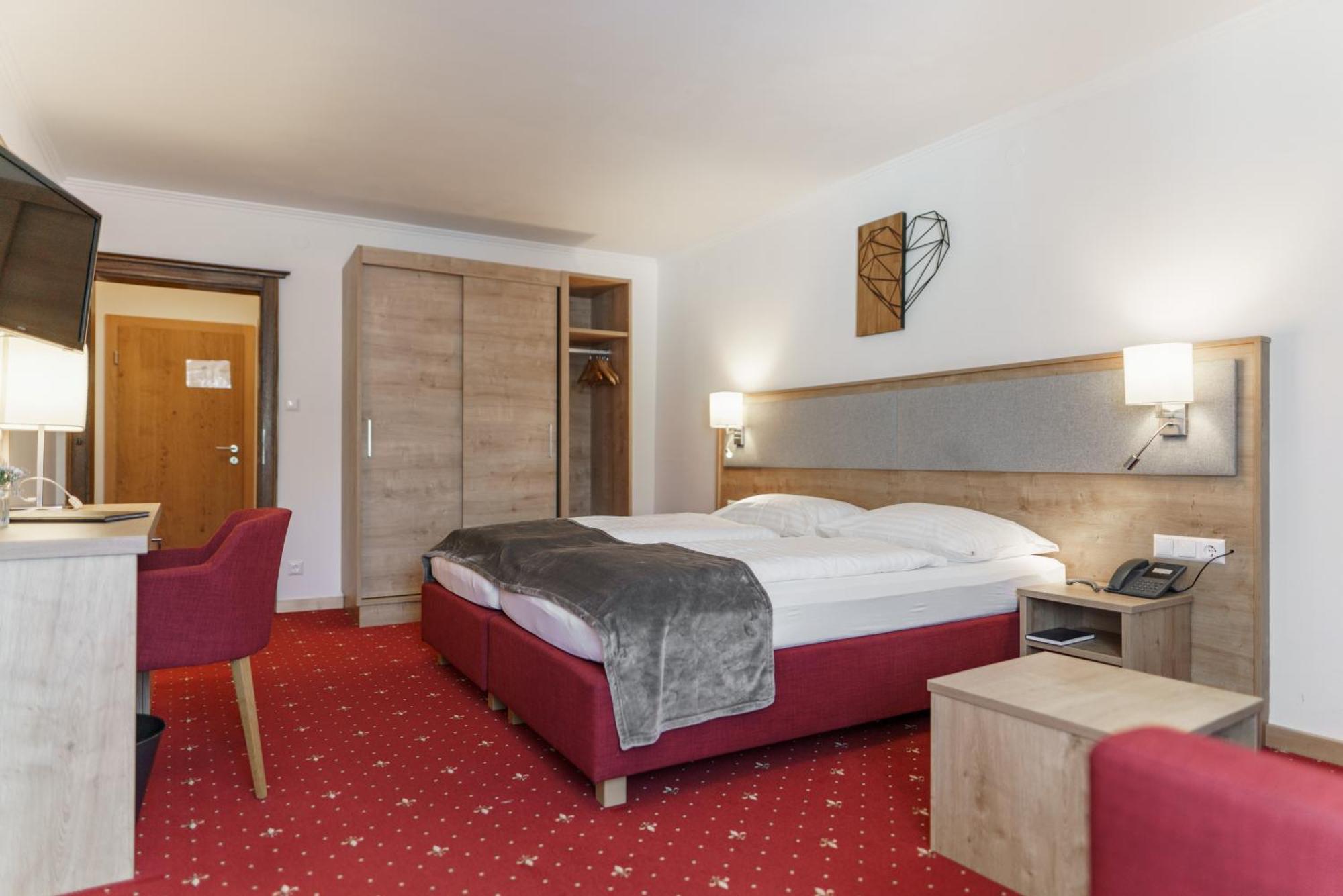 Kirchenwirt Schladming Hotel Bagian luar foto