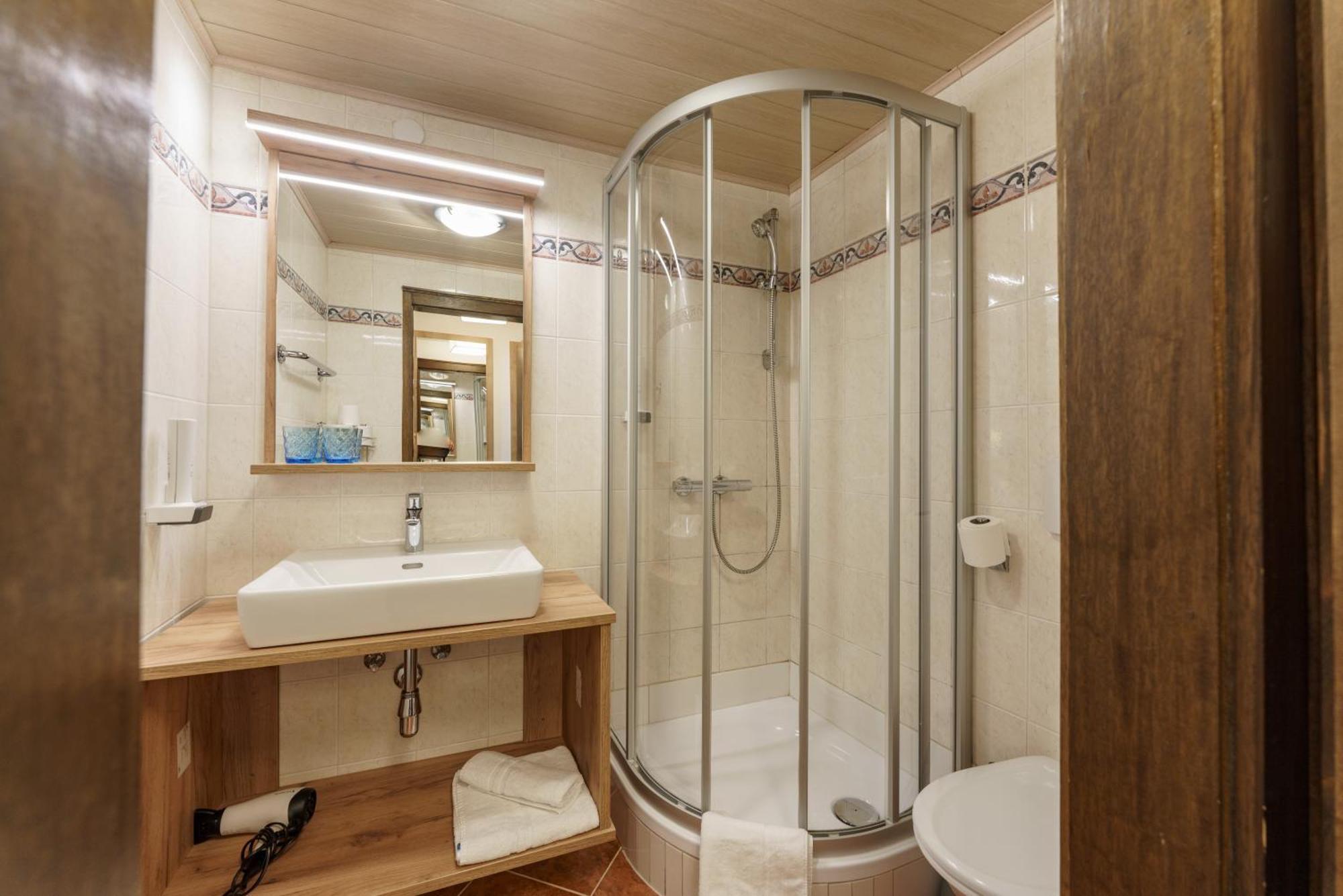 Kirchenwirt Schladming Hotel Bagian luar foto