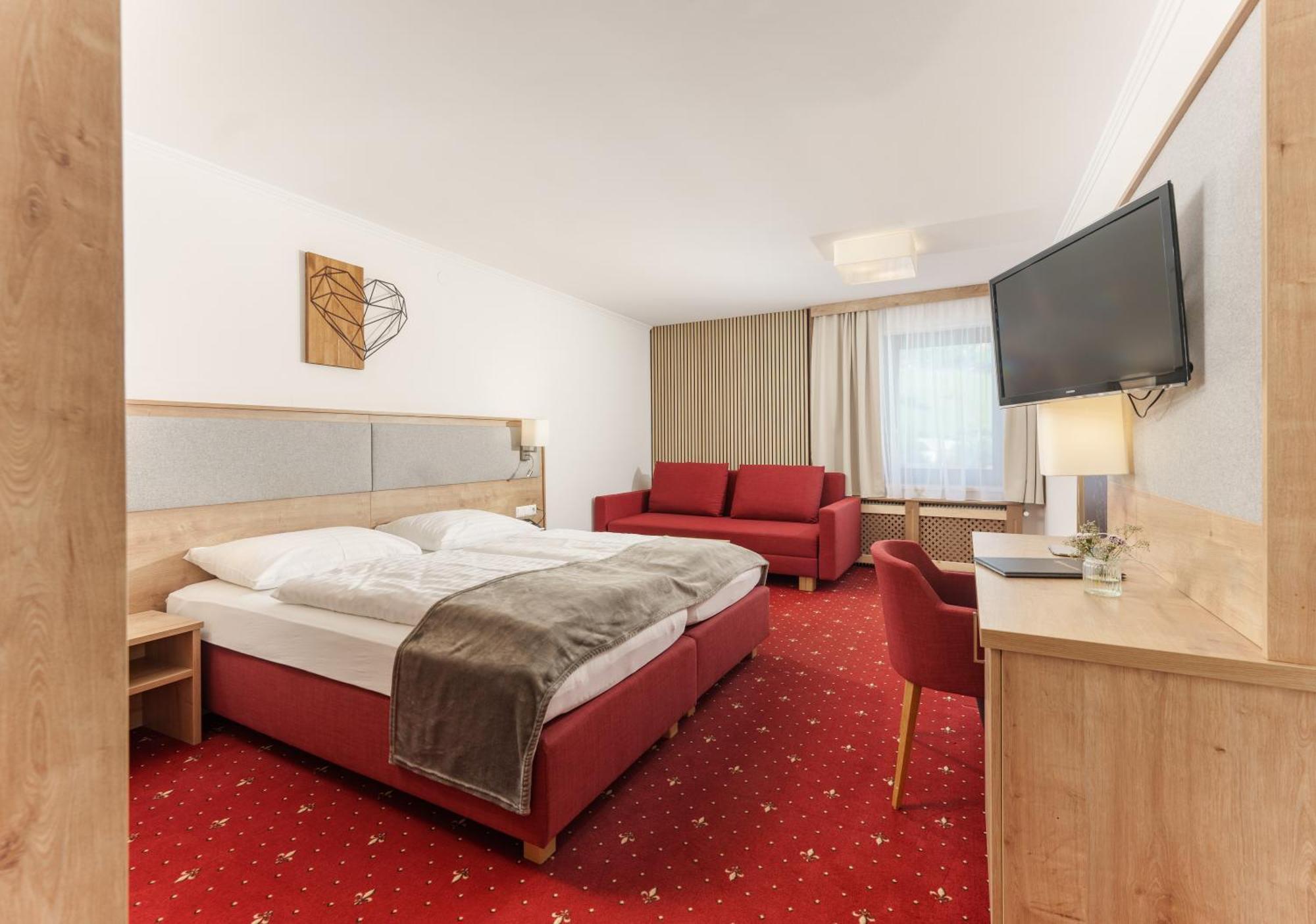 Kirchenwirt Schladming Hotel Bagian luar foto
