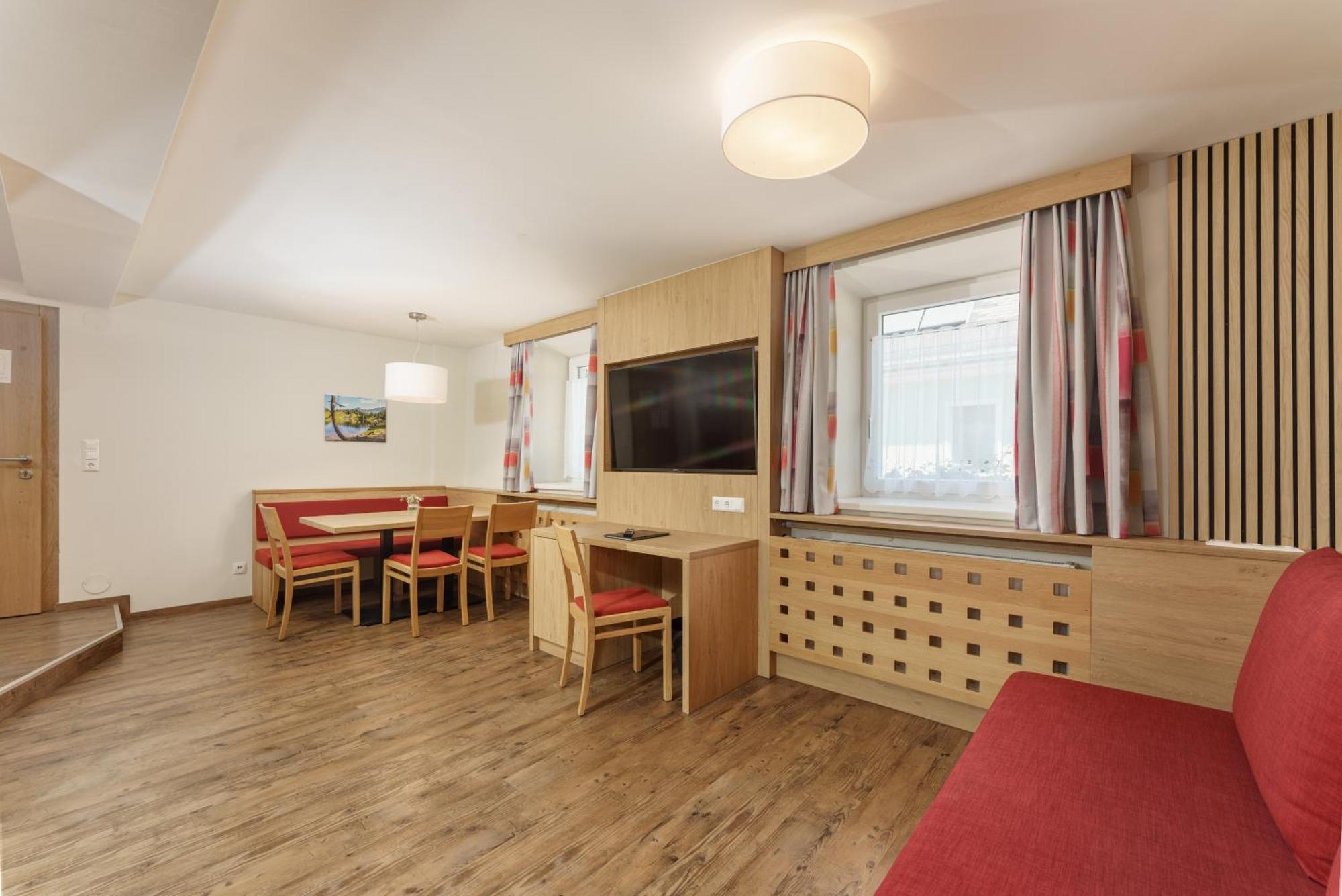 Kirchenwirt Schladming Hotel Bagian luar foto