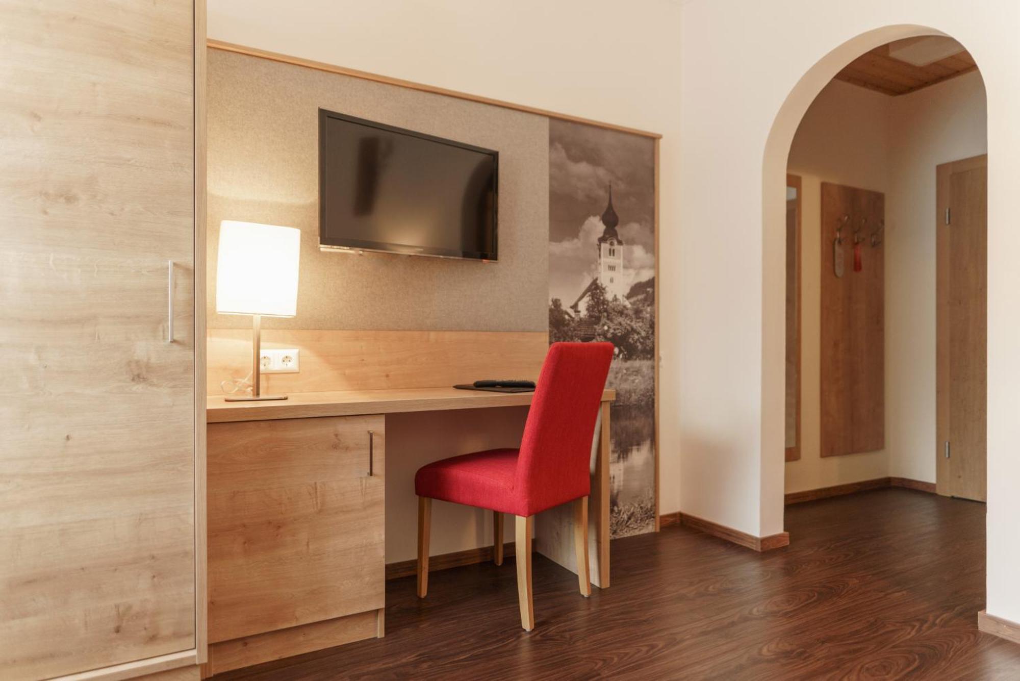 Kirchenwirt Schladming Hotel Bagian luar foto