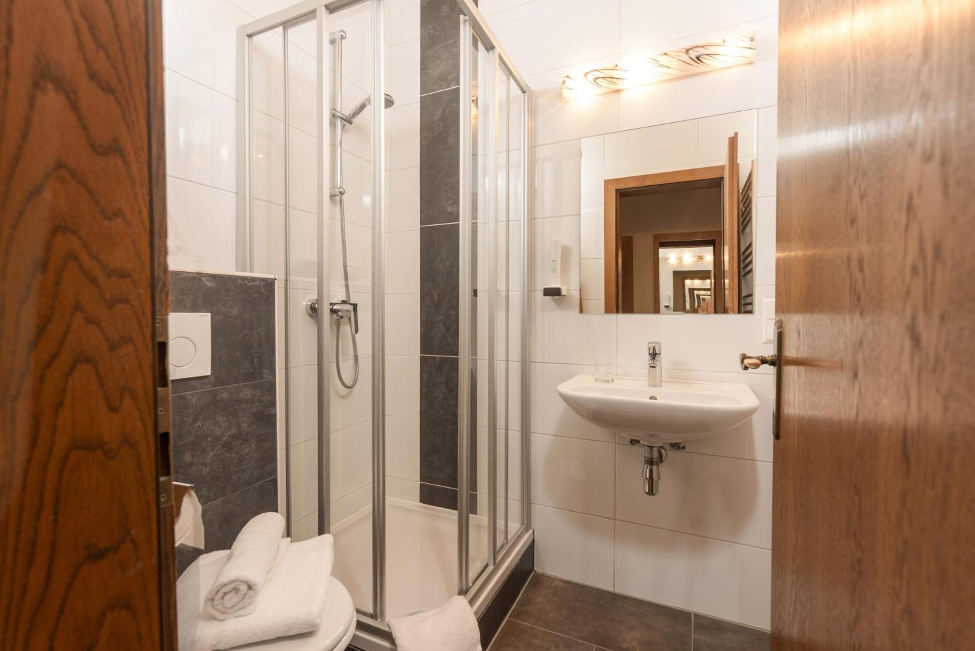 Kirchenwirt Schladming Hotel Bagian luar foto